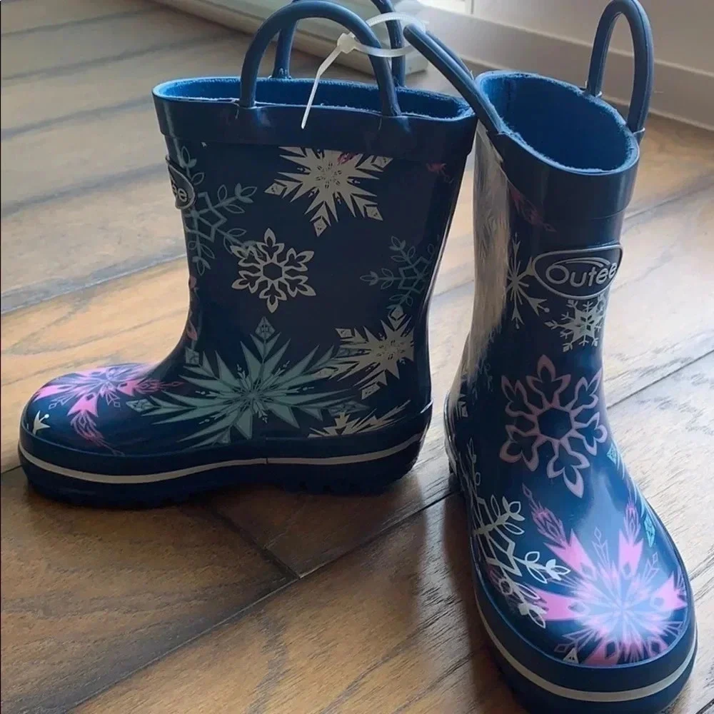 Outee Snowflake Rubber Rain Boots *NWOT*